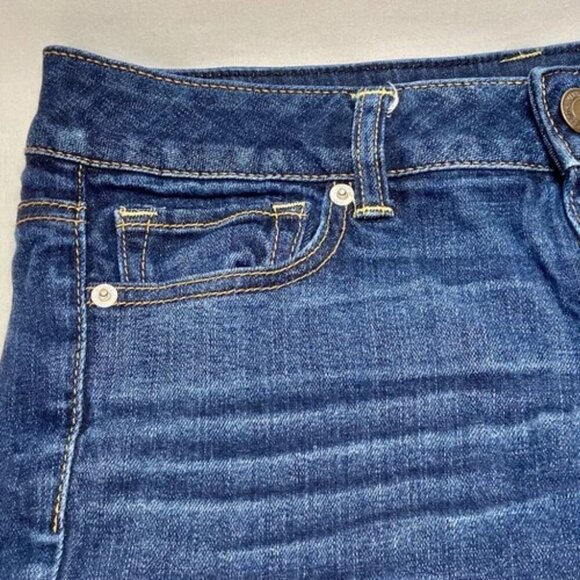 American Eagle Jean Shorts Women's 8 Blue Dark Wash AEO Cuffed Stretch Denim GUC - Picture 5 of 11